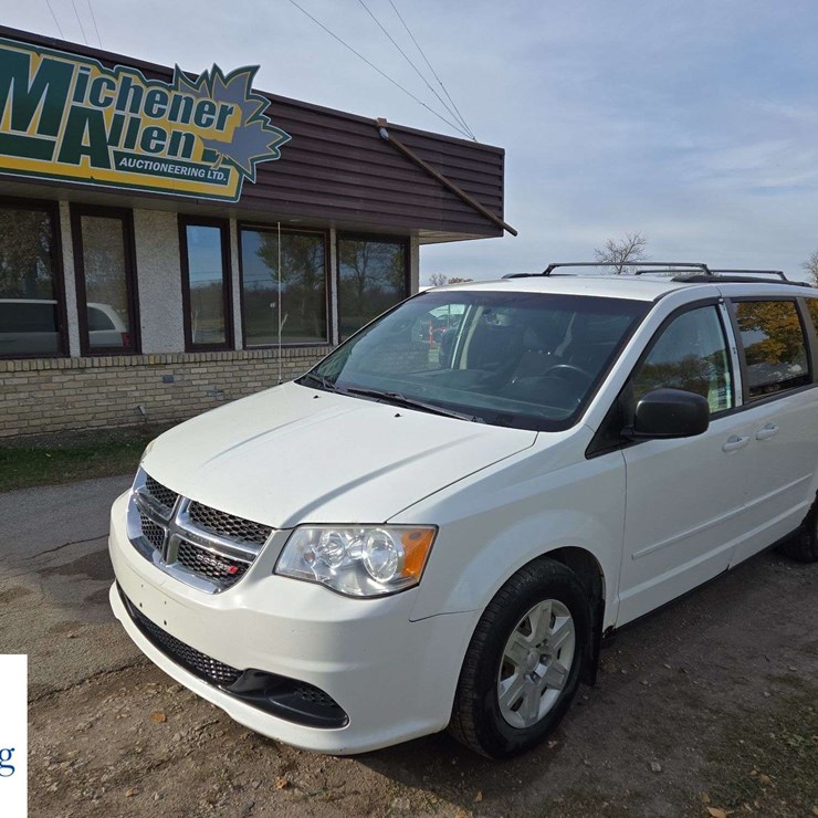 2013 DODGE GRAND CARAVAN SE