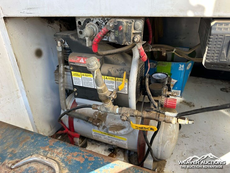 2009-ford-f550-xlt-image-30