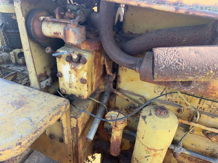 caterpillar-d2-image-26