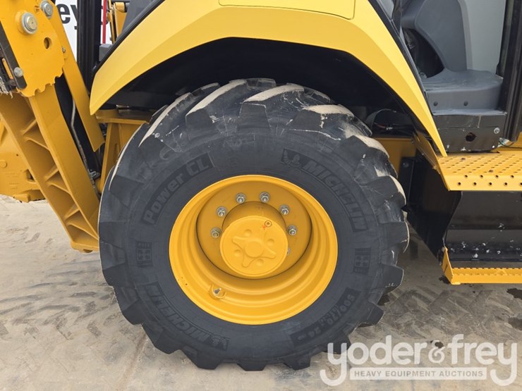 2023-caterpillar-416-image-12