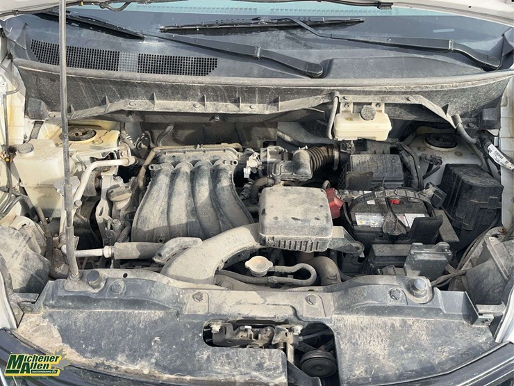 2021-nissan-nv200-image-24