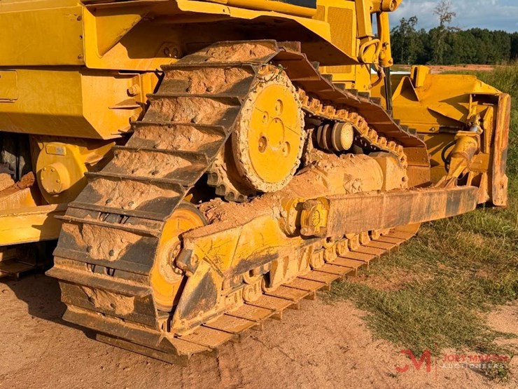 caterpillar-d6h-image-24