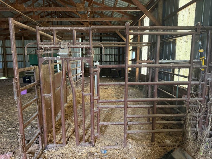 hiqual-calving-pen-image-2