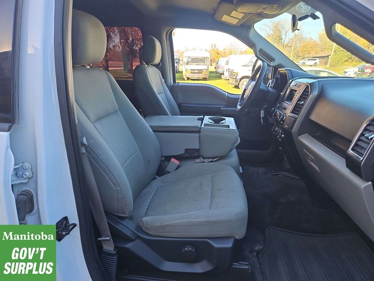 2016-ford-f150-image-27