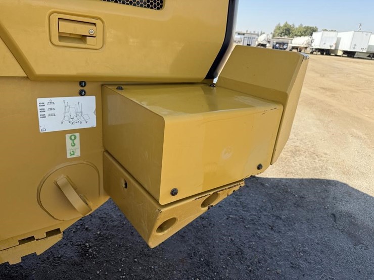 2019-caterpillar-930m-image-37