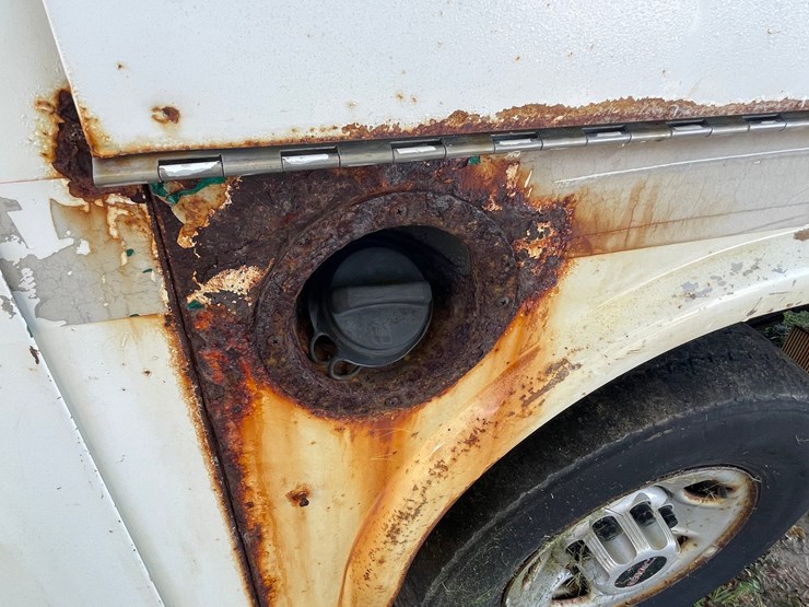 2002-chevrolet-2500-image-43