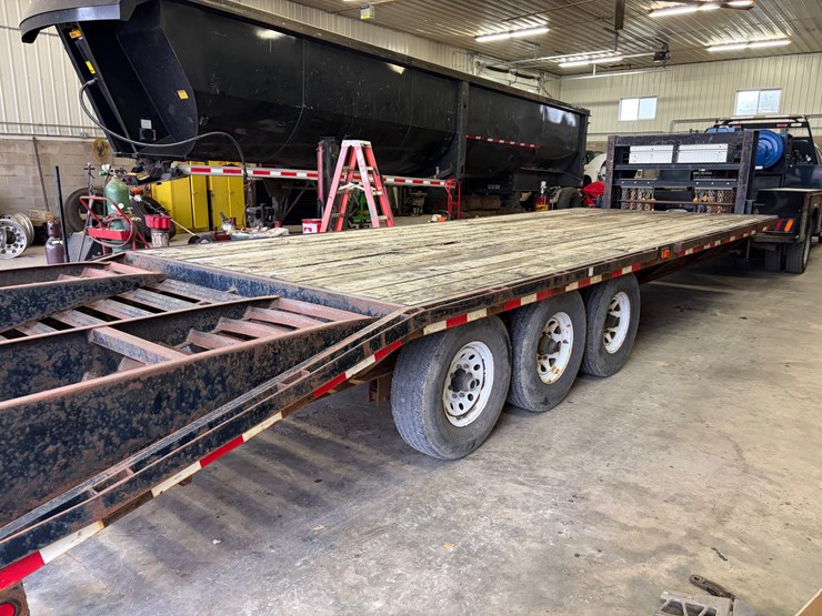 #638-•-2001-trailerman-tri-axle-gooseneck-trailer-(has-wi-title)(jefferson,-wi)-image-2