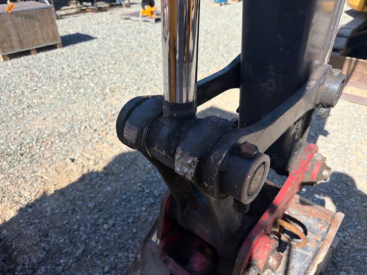 deere-85g-image-39