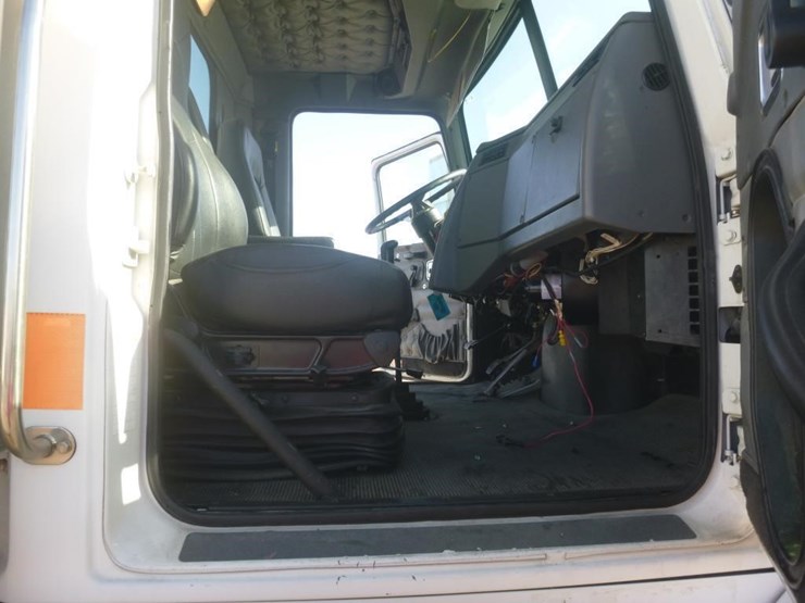 2009-western-star-4900-image-15