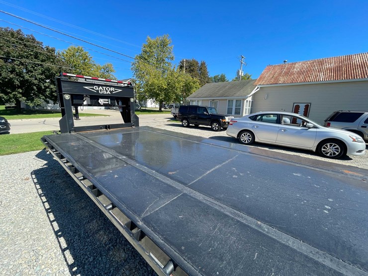 #640-•-2023-gator-gooseneck-trailer-(has-wi-prior-salvage-title)-(seymour,-wi)-image-37