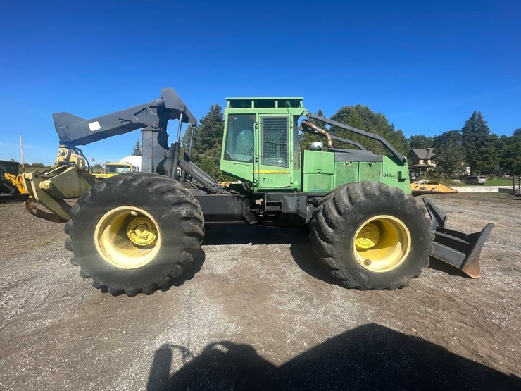 2000-john-deere-660-image-4