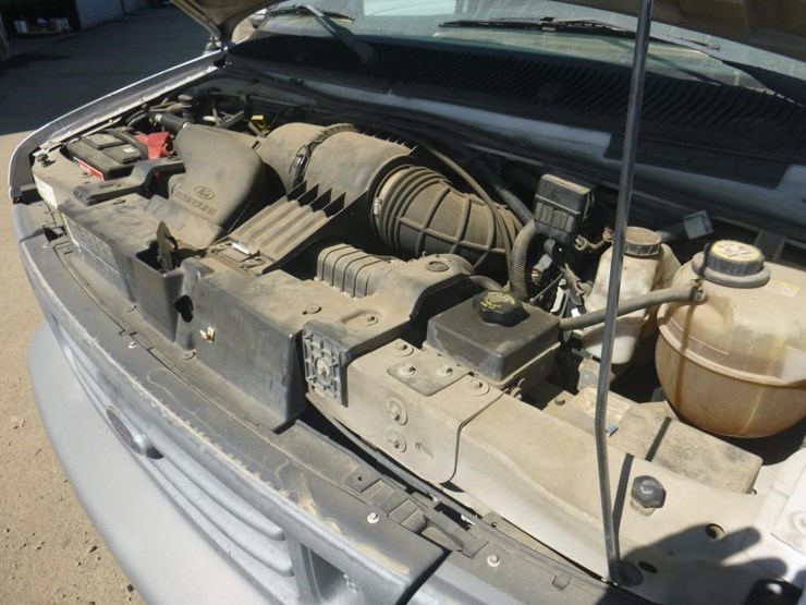 2007-ford-econoline-350-image-11