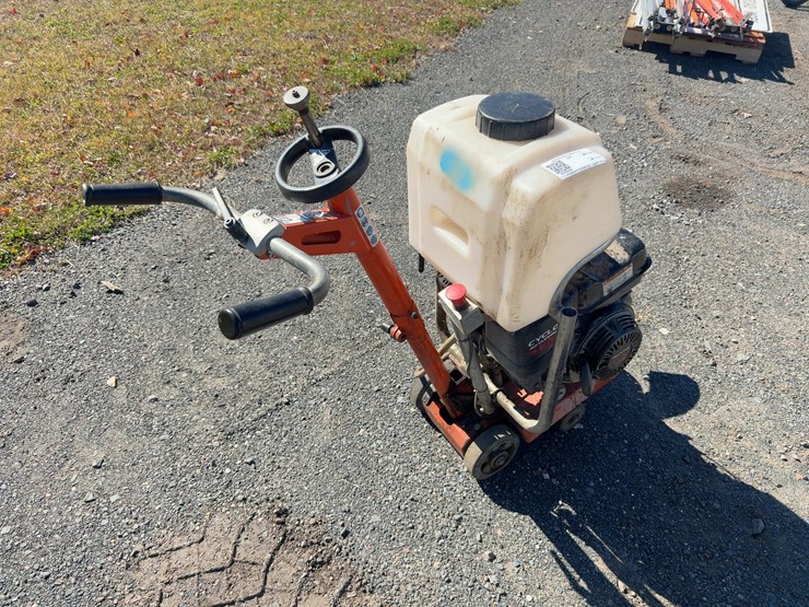 husqvarna-fs309-image-3