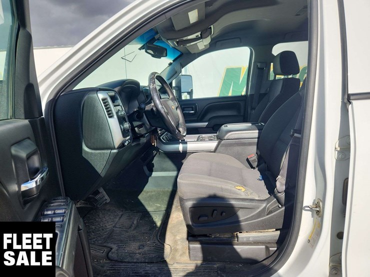 2015-chevrolet-silverado-1500-image-14