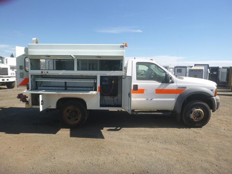2005-ford-f450-image-9