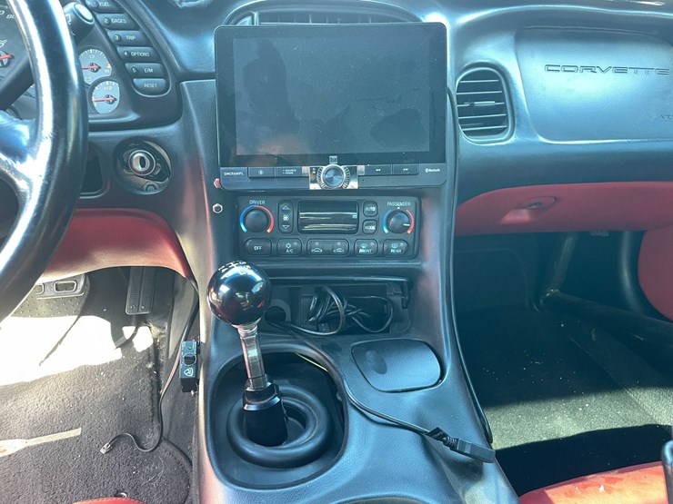 #1789-•-2001-chevy-corvette-(has-wi-title)-image-22