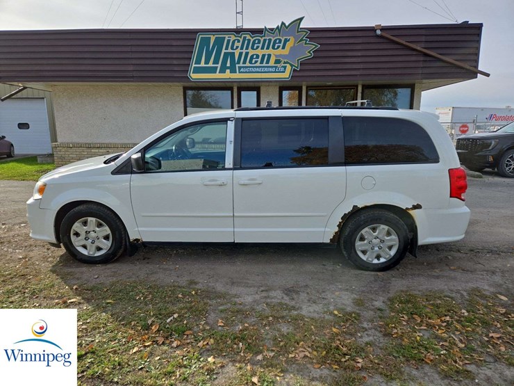 2013-dodge-grand-caravan-se-image-5