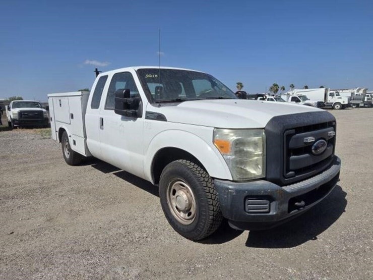 2015-ford-f250-image-2