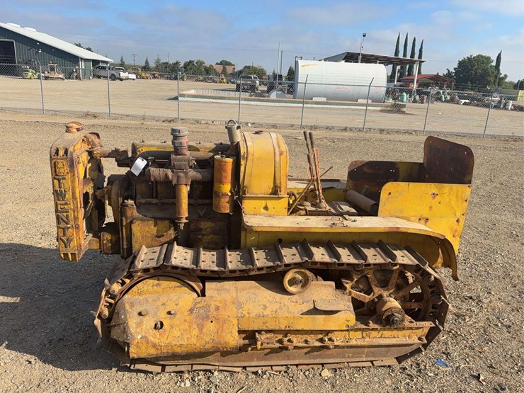 caterpillar-twenty-image-2