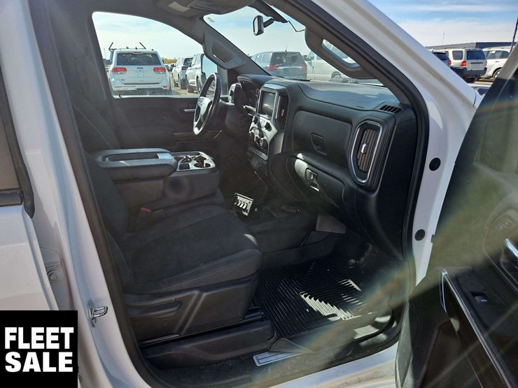 2022-chevrolet-silverado-2500hd-image-18