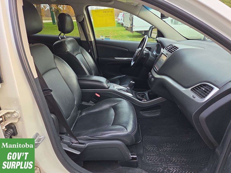 2012-dodge-journey-r/t-image-30