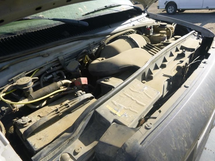 2008-ford-e350-image-27