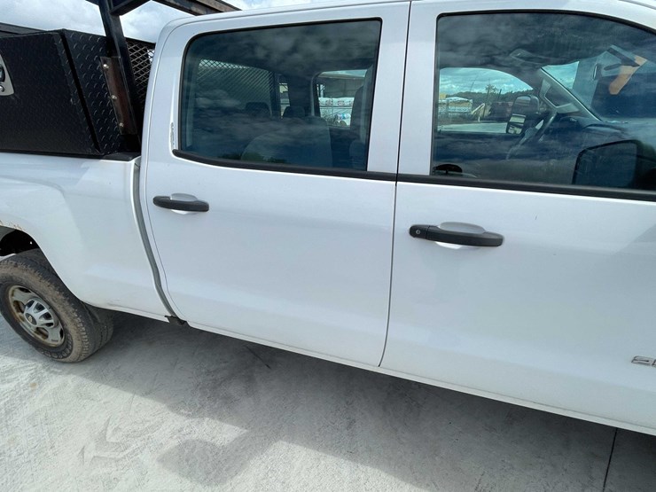 2016-chevrolet-2500-image-49