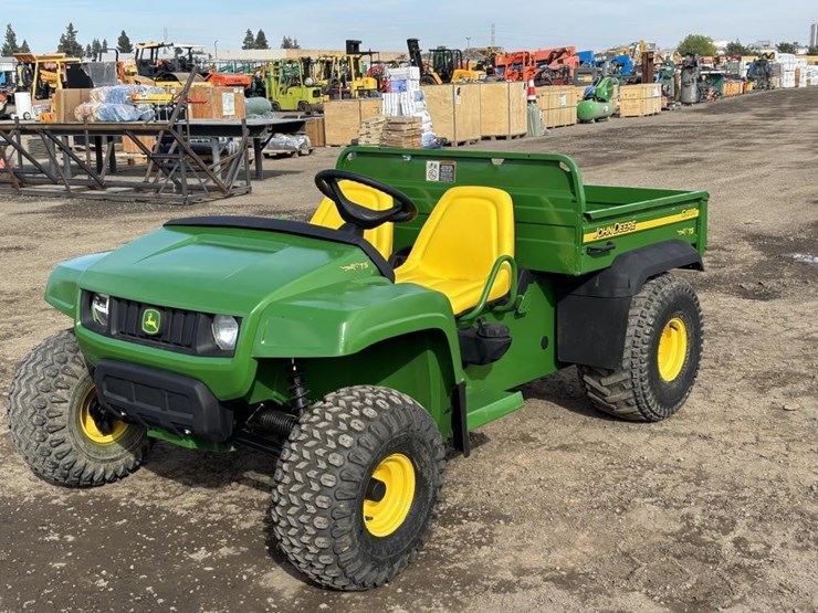 john-deere-gator-ts-image-1