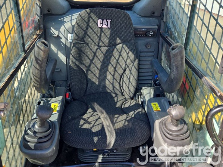 2017-caterpillar-279d-image-52