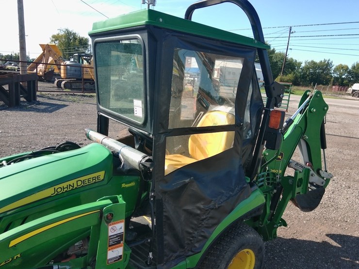 john-deere-1025r-image-8