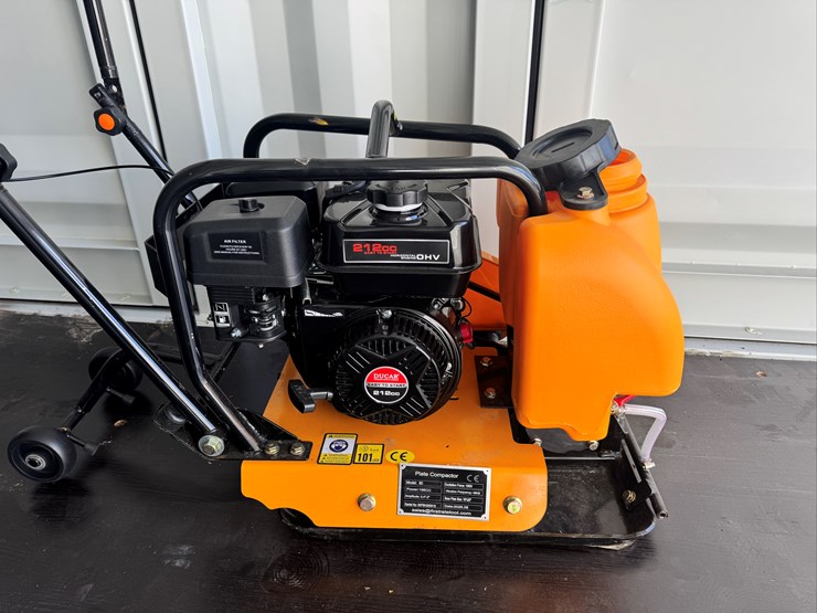 future-ft90-vibratory-plate-compactor---[light-compaction-equipment]-image-2