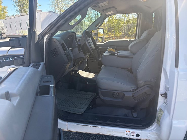 2016-ford-f450-image-28