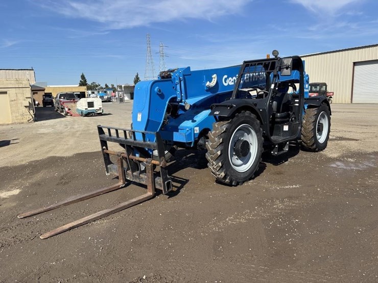 2020-genie-gth844-image-1