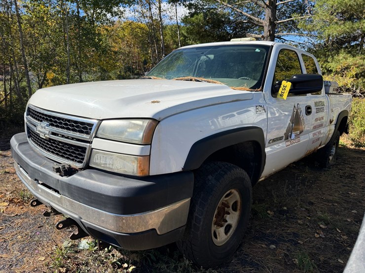 2006-chevrolet-2500-image-1