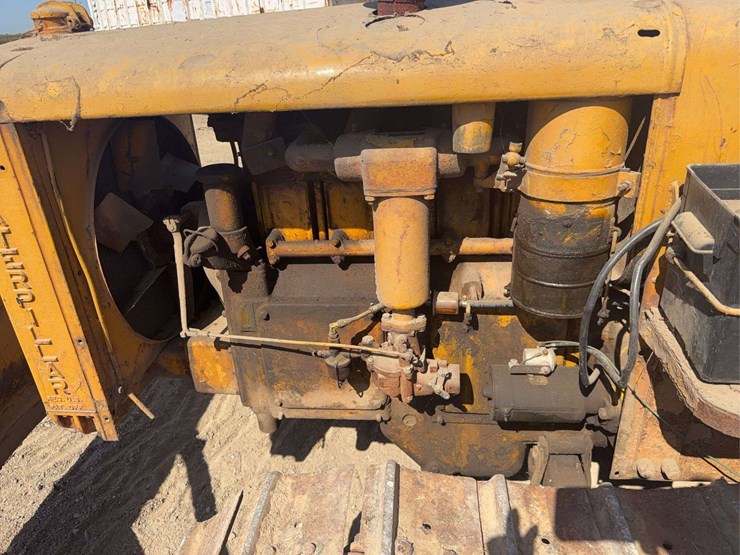 caterpillar-28-image-20
