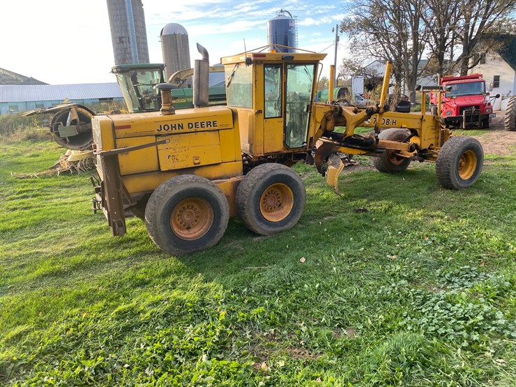 john-deere-770-image-5