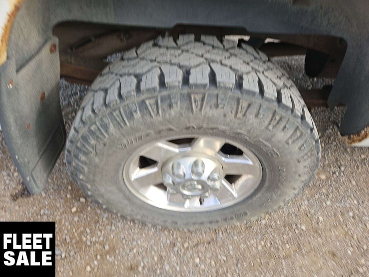 2012-dodge-2500-image-11