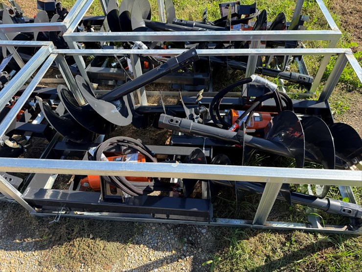 unused-2026-skid-steer-auger-drive-&-bit-attachment-...-you-are-bidding-on-two-rods-&-one-driver-image-2