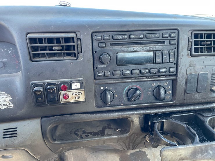 2008-ford-f750-image-57