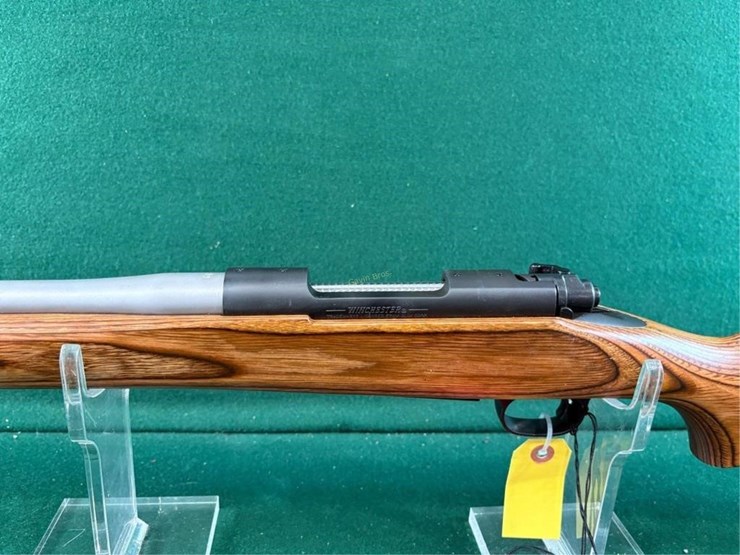 winchester-mdl.70-7mm-wsm-rifle-image-15