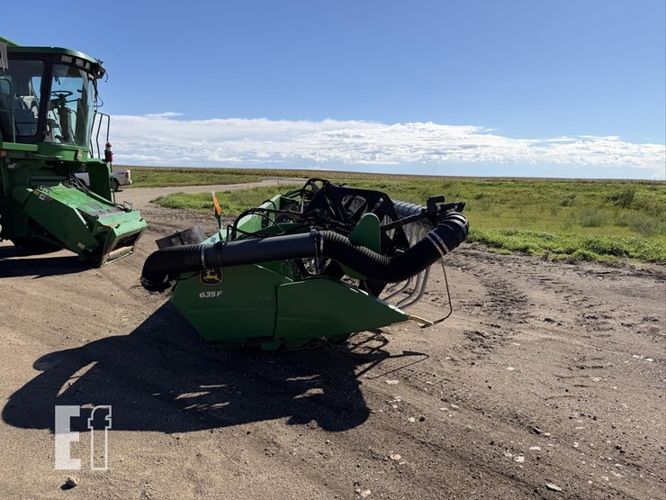 2011-john-deere-635f-image-5