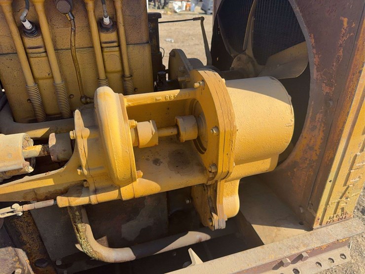 caterpillar-r5-image-31