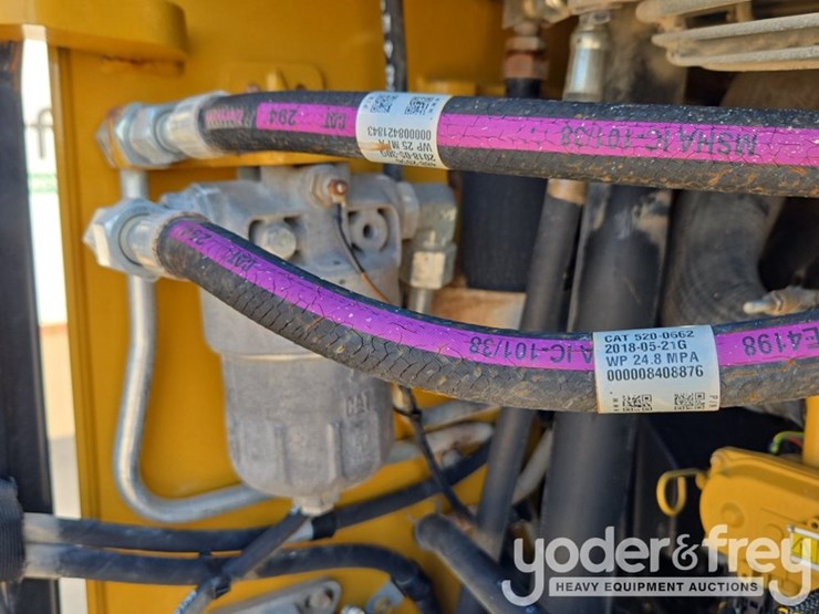 2018-caterpillar-299d2-image-41