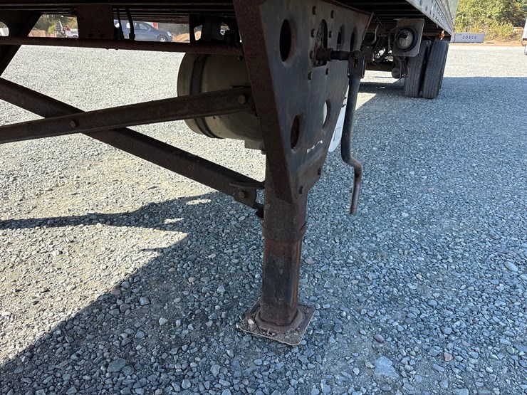 2015-utility-48'-reefer-image-13