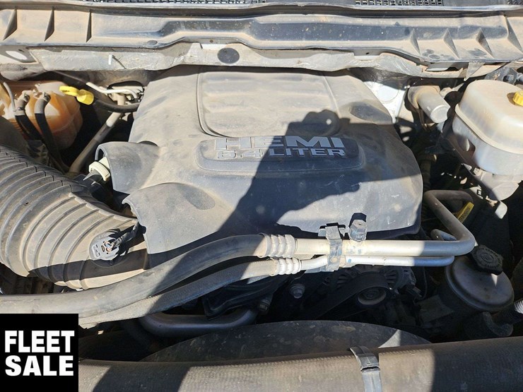 2015-dodge-2500-image-26