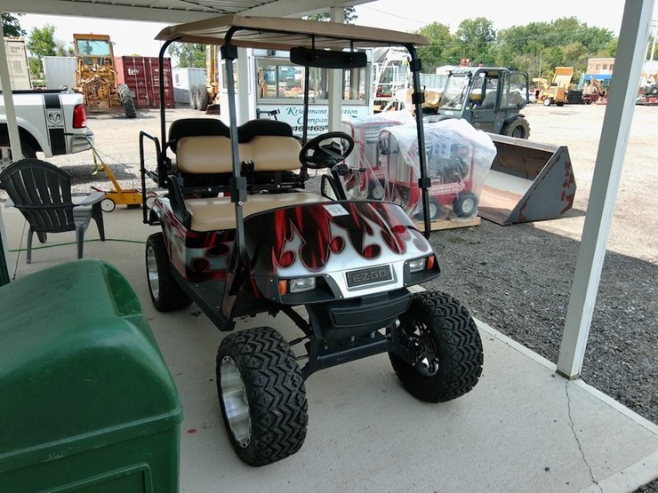 ez-go-golf-cart-image-2