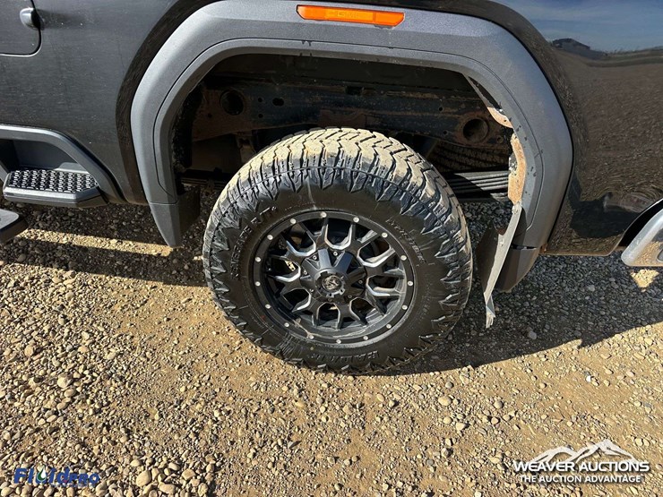 2023-gmc-2500hd-image-48