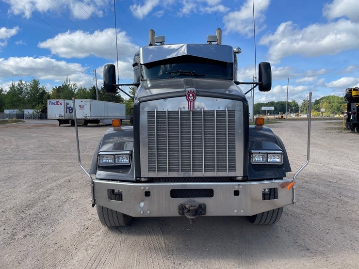 2005-kenworth-t800-image-2