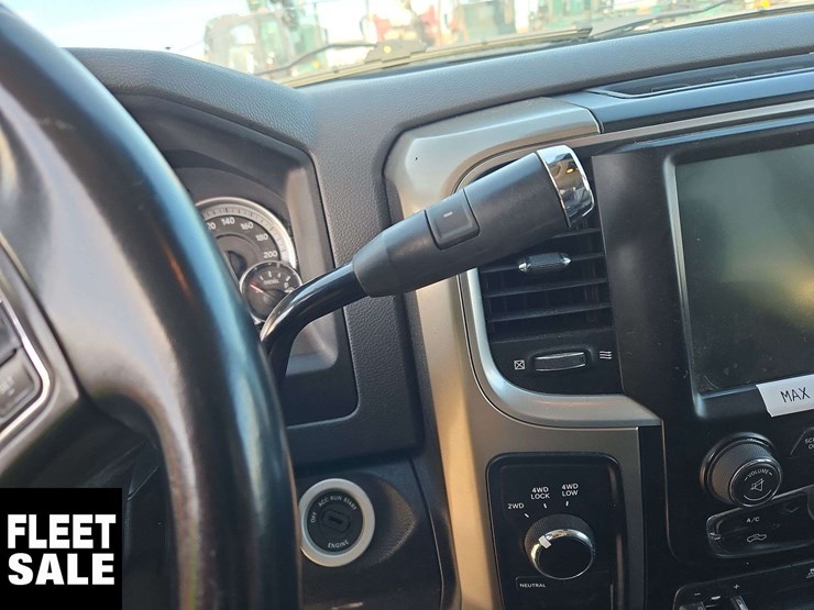 2015-dodge-3500-image-20