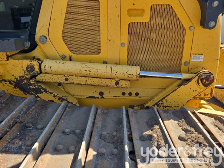 2020-komatsu-d39px-24-image-30